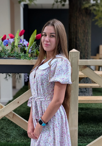 Alina Smochuk - Warehouse employee